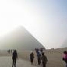 もやもやしたピラミッド