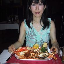 妻の顔と比較したら大きさが分かります