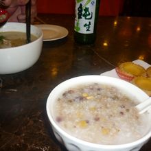 わんたん　エッグタルト　お粥　どれもおいしい