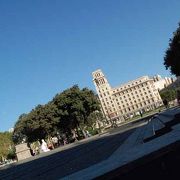 カタルーニャ広場　バルセロナの中心