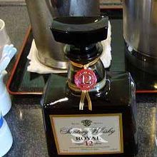 空港ラウンジのお酒