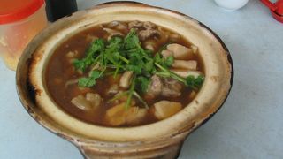 活気あるスポット