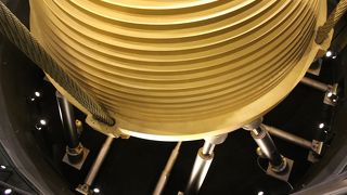 エレベータの速さに驚き