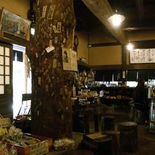 店内も雰囲気抜群です(2010年4月)