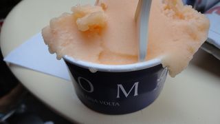 イタリアン・ジェラートの店GROM（グロム）