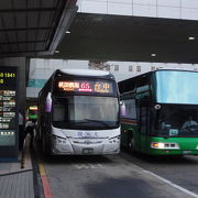 市内で色々な停留場に止まります