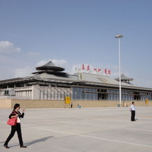工事中の新空港ターミナル。