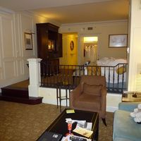 ベッドも大きくて寝返りうち放題です