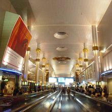 ドバイ国際空港　ターミナル３