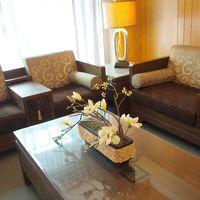 フロント横の小さなロビーです。