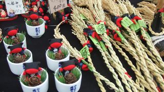 早朝からお昼までの朝市！