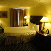 ビンテージルームは禁煙、ワンベッドです。