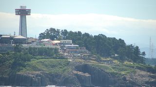 東尋坊が見える奇岩の雄島