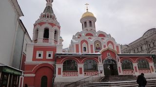 観光地でないモスクワ、本当の祈りの場という感じでした！