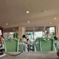 右が海側に面している