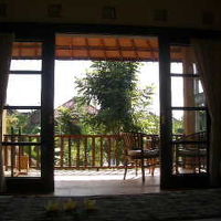 お庭ビュー（２階）