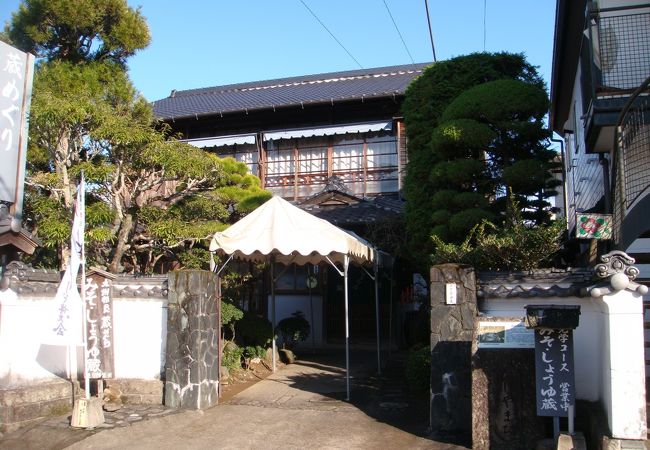 醤油蔵の見学ができます