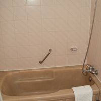 湯を張って浸かることはできます。