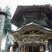 平面六角形の特異な建物、「会津さざえ堂」