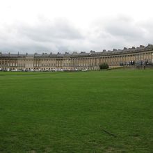 ロイヤル・クレッセント