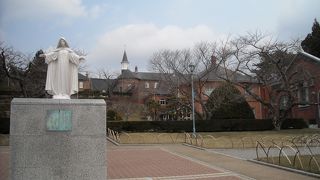 日本最初の女子修道院です。