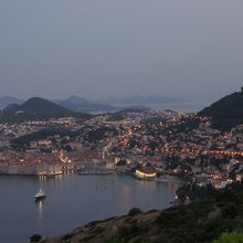 タクシー運転手が途中の写真スポットで車を止めてくれた♪