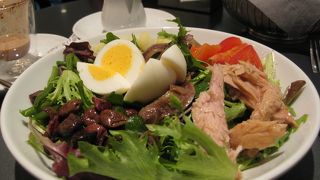 百貨店地下のカフェで・・・優雅に一息♪