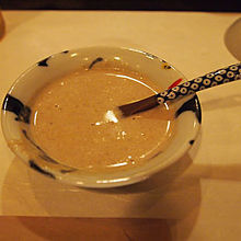 これは今年のお通しで温かいスープ