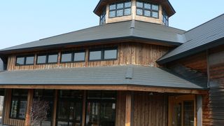 地場産品の展示即売もある道の駅、天童温泉