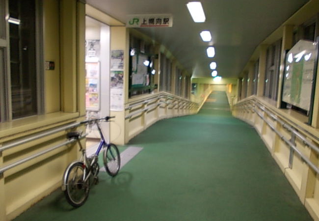 自転車を携行するサイクリストにはお勧めの駅です