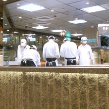 作ってる作ってる！