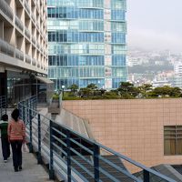 プールは本館のスパ施設