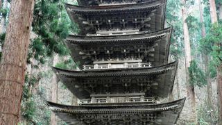東北地方で最古の羽黒山五重塔