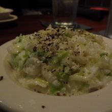 コールスローにはたっぷり胡椒をかけてもらって