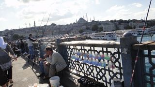 金角湾を渡る橋です。