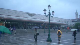 Venezia - Santa Lucia 駅は終着駅です。