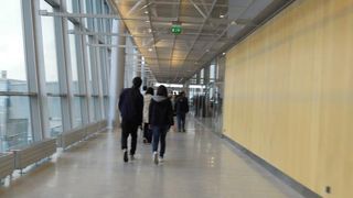 ヘルシンキから、国内線ロバニエミ行きへ乗り継ぎ方法