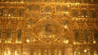 サン・マルコ寺院はヴェネチア繁栄の遺産です。