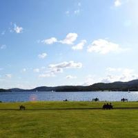 お庭から、プライベートレイクにアクセス！