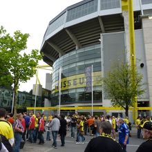 ファンショップ近くの入場口（北側エリア）