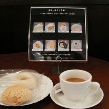 シュークリームとドーナツ　どちらもオススメ