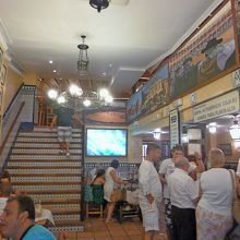 このカウンターで頼む