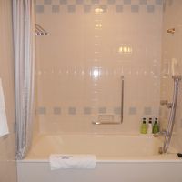 バスタブの前に洗い場が。