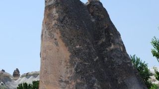 シメジのようなキノコ岩で有名！