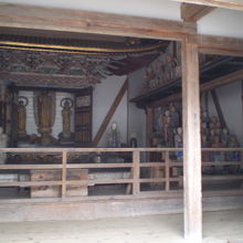 羅漢像も並んでいました