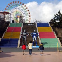 土曜日の午後ですがガラガラです 