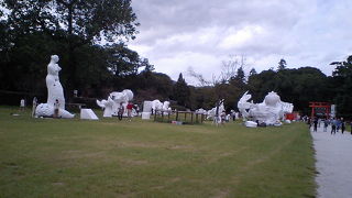 葵祭りで有名！