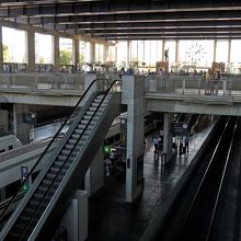 時間になったのでホームへ