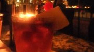 生まれ変わったロイヤルハワイアンで名物のロイヤル・マイタイを