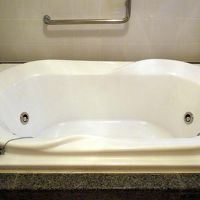 大きなジャグジーバス 